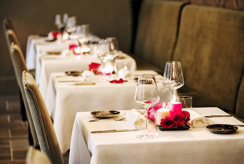 romantyczna kolacja w restauracji